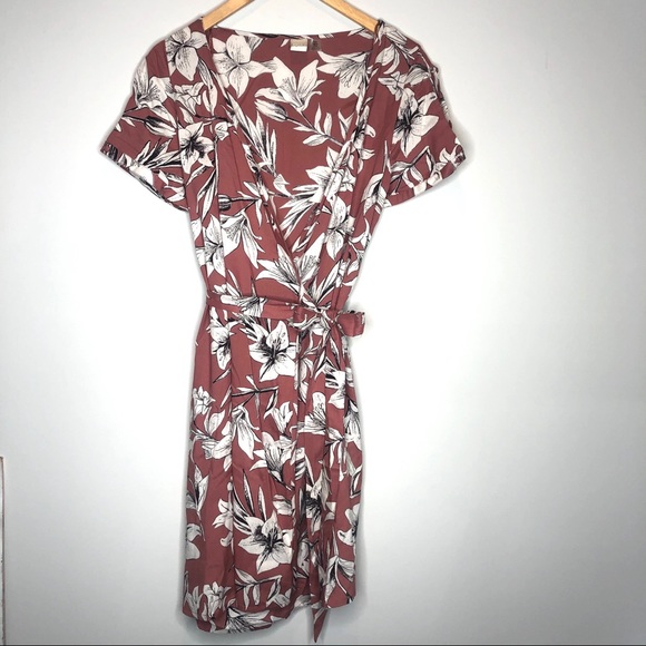 roxy women's monument view wrap dress